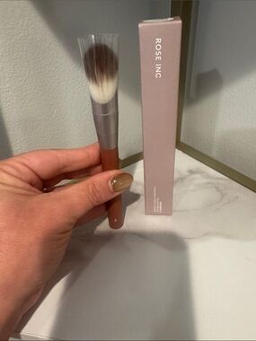 Rose Inc No. 2 Blush Brush